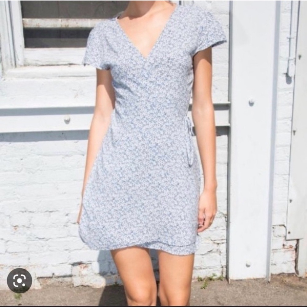 Brandy Melville Floral Wrap Dress in Blue